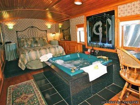Featherbed Railroad Upper Lake Kamer foto